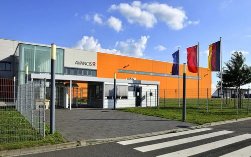 中国建材集团铜铟镓硒光电转换率再破世界纪录，引领建筑材料技术新突破